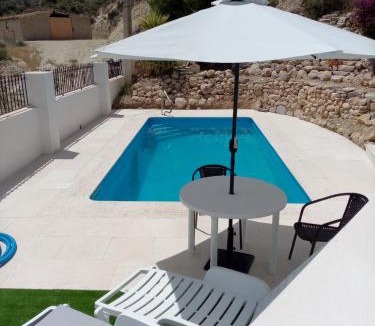 Los Alias Bed & Breakfast | Almond Reef Casa Rural