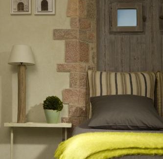 Alquezar House | Alodia
