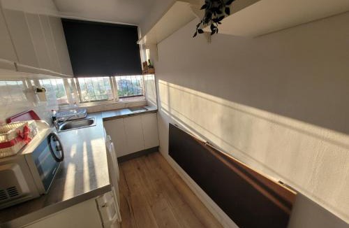 Puente de Vallecas Bed & Breakfast | Alojamiento ENTERO en Madrid, con ACCESO PRIVADO