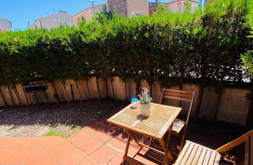 Cassa de la Selva House | Alojamiento con Jardín Privado