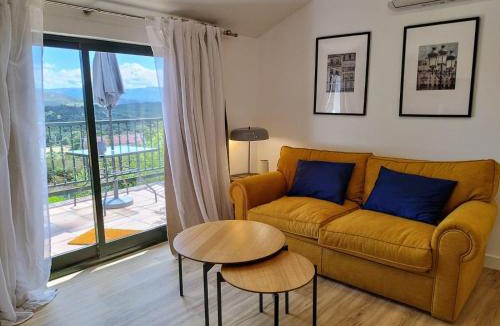 Oroso Apartment | Alojamientos arans