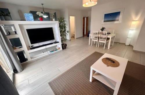 El Medano Apartment | Alquilaencanarias- Medano Beach Tarajal