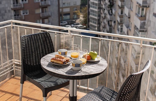 Egia Apartment | Amara Apartmnt *AMONAREN ETXEA*. Free WiFi, ROOMS, rent parking.