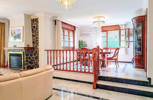Churriana House | Amazing Home In Malaga
