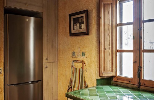San Martin Sarroca Cottage | Among vineyards, near Barcelona, private swimming pool, barbecue, garden