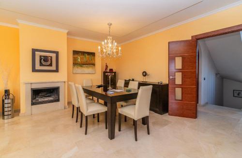 Torrequebrada Villa | "Ample Villa at Benalmádena Coast"