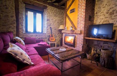 Munoveros Cottage | Amplia Casa Rural Perfecta Para Varias Familias con Niños o Mascotas,