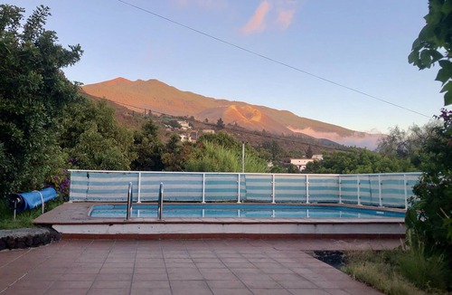 Tajuya Apartment | An ideal place to rest among avocado trees and ocean views.