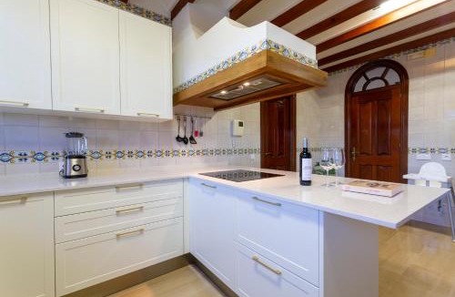 Malaga-Este Villa | Andalusian villa on the sea and the bay of Malaga