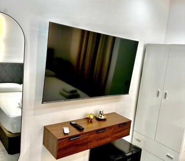 Almorox House | AP Rooms