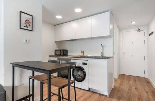 San Sebastian de los Reyes Apartment | apartamento con garaje de alquiler temporal