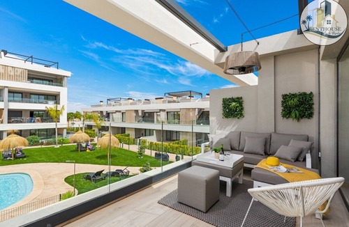 Torre-Pacheco Apartment | Apartment 'Penthouse Santa Rosalia' with Private Pool, Wi-Fi and Air Conditioning