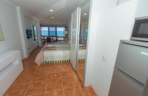 Las Palmas de Gran Canaria Apartment | Apartamento En Primera Linea De Playa