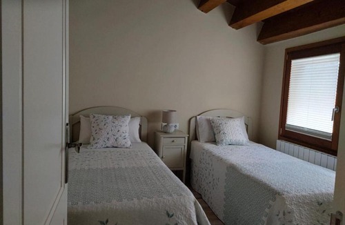 Pardines Apartment | Apartament nou amb terrassa - Vistes al Taga