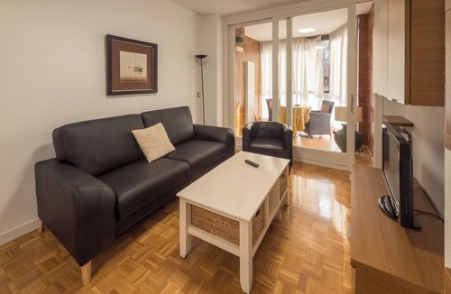 Ermitagana Apartment | Apartamento a 2 Minutos Caminando de la Clínica Universitaria