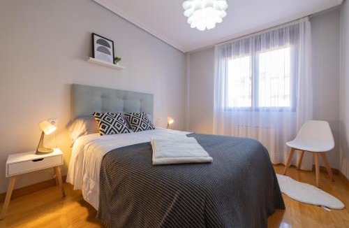 Albelda de Iregua Apartment | Apartamento Albelda Centro