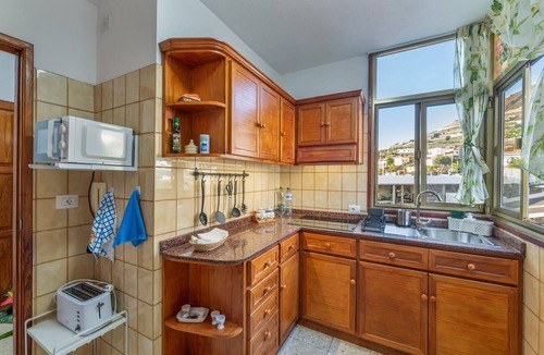 Puerto Naos Apartment | Apartamento 'Brisa De Mar' con vistas a la montaña, balcón y Wi-Fi