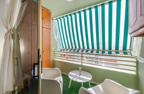 Puerto Naos Apartment | Apartamento 'Brisa De Mar' con vistas a la montaña, balcón y Wi-Fi