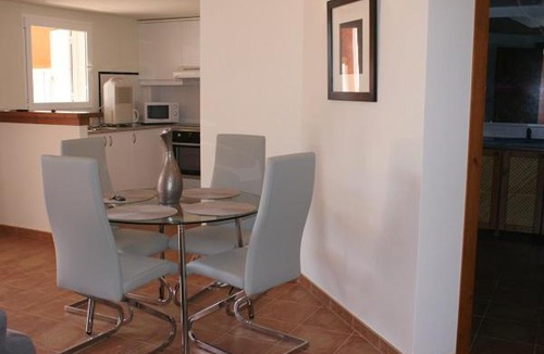 Sant Jaume Mediterrani Apartment | Apartamento Buganvillea