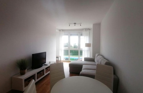Suances Apartment | Apartamento céntrico con piscina y garaje