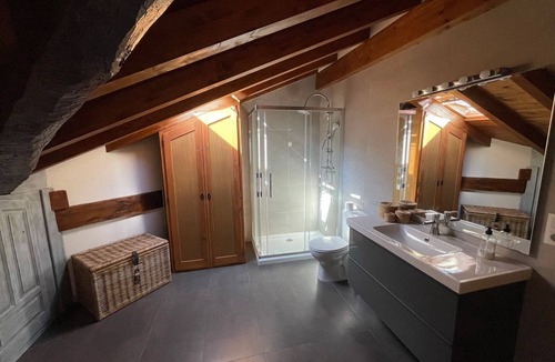 Aniezo Apartment | Apartamento Cabariezo