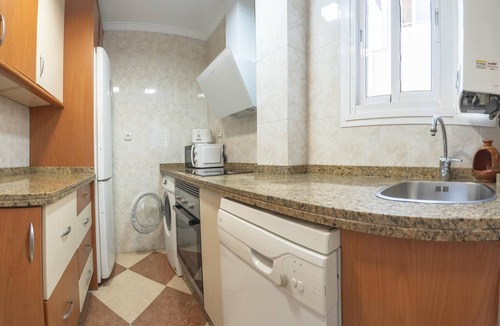 La Trinidad Apartment | Apartamento con Balcon. Free Parking