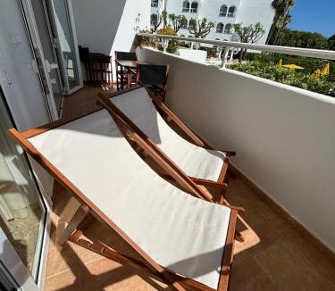 Sant Tomas Apartment | Apartamento con piscina y delante de la playa