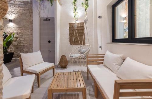 En Corts Apartment | Apartamento con piscina y terraza