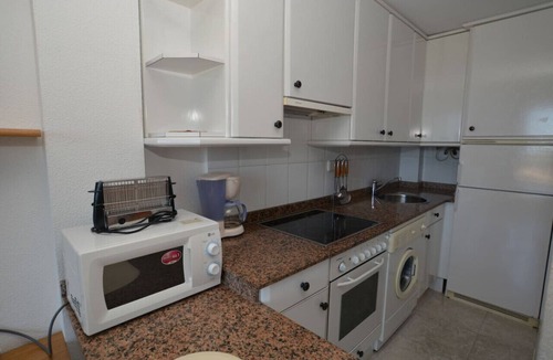 Isla Apartment | Apartamento con vistas a la playa y tenis - la Are