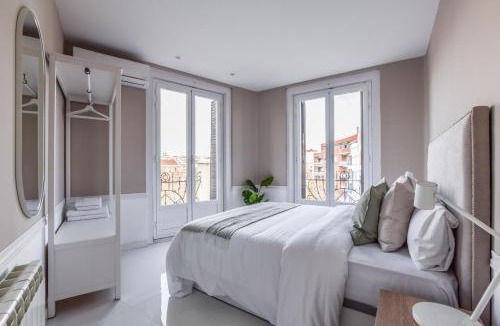 Las Acacias Apartment | Apartamento Embajadores V