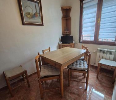 Moreda Apartment | Apartamento en Moreda 21A05