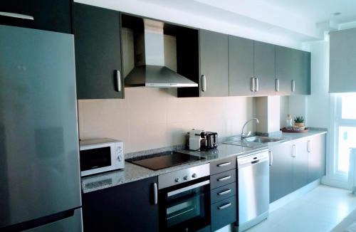 Bergondo Apartment | Apartamento en Sada con Piscina