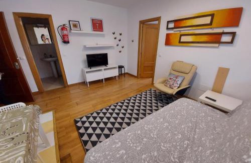 Val De San Vicente Apartment | APARTAMENTO EN URBANIZACION con PISCINA CENTRO DE UNQUERA-VAL DE SAN VICENTE IDEAL PAREJAS
