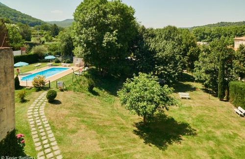 Sant Feliu de Pallerols Apartment | Apartamentos Fonda Finet