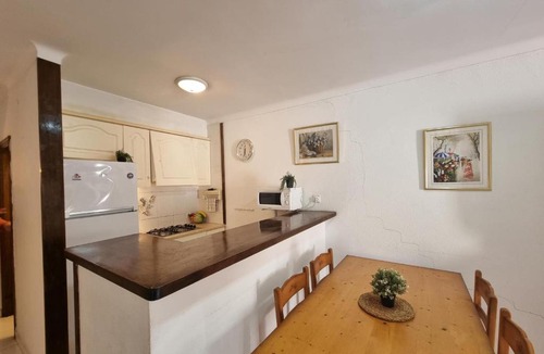 L'Escala Apartment | Apartamento en L'Escala con piscina y parking, a 600m de la playa - HISP-236-153