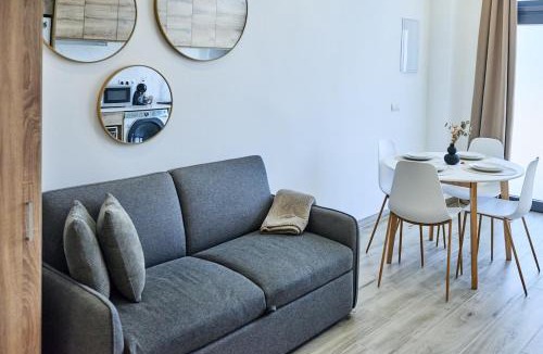 Torrefiel Apartment | Apartamento luminoso con todas las necesidades