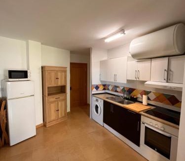 Alquezar Apartment | Apartamento Pasarelas Ventanal