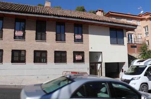Toledo Apartment | Apartamento Roca Tarpeya 4 Parking incluido - Living Toledo