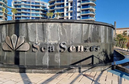 Punta Prima Apartment | Apartamento Sea Senses frente al mar