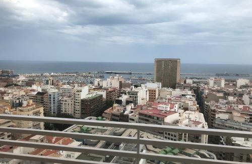 Ensanche Diputacion Apartment | Apartamento & sea view