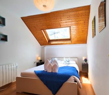 Biescas Apartment | Apartamento Sobremonte: vistas al Rio Gallego