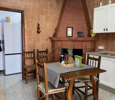 Montemolin House | Apartamento Turístico Tía Isabel
