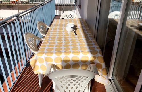 Santa Margarida Apartment | APARTAMENTOS AQUARIUM (REF 31). NEXT TO THE BEACH. RENOVATED.