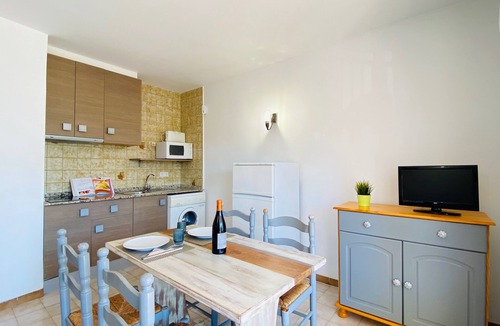 Santa Margarida Apartment | APARTAMENTOS AQUARIUM (REF 2A). ON THE BEACHFRONT, PERFECT X 2.