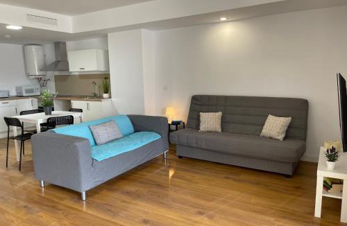 Canet de Berenguer Apartment | Apartamentos con terraza frente al mar by Color Flats