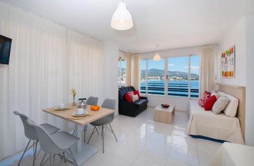 Palmanova Apartment | Apartamentos Calablanca