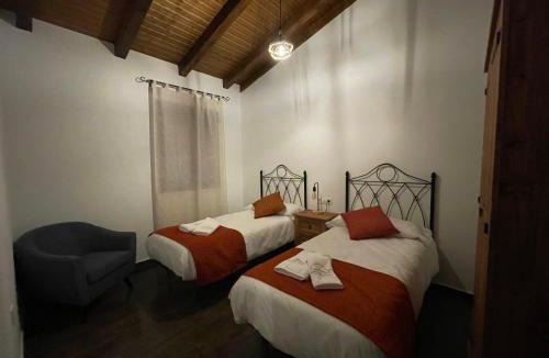 Hervas Apartment | APARTAMENTOS DOÑA JIMENA DEL AMBROZ 4 Estrellas complejo único en el centro del pueblo