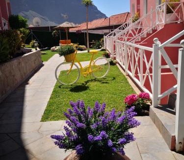 Playa de la Calera Apartment | Apartamentos El Guirre
