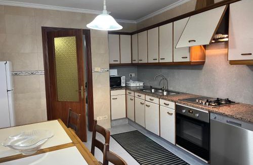 Porto de Espasante Apartment | APARTAMENTOS PLAYA DE LA CONCHA