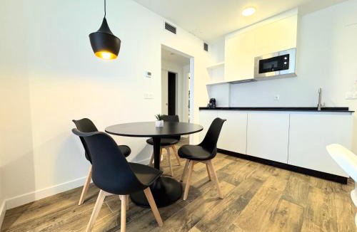 Leon Apartment | Apartamentos Identia Sport by gaiarooms